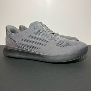 Mens KIZIK Lima Graphite Gray Athletic Shoes / Size 10.5 Wide